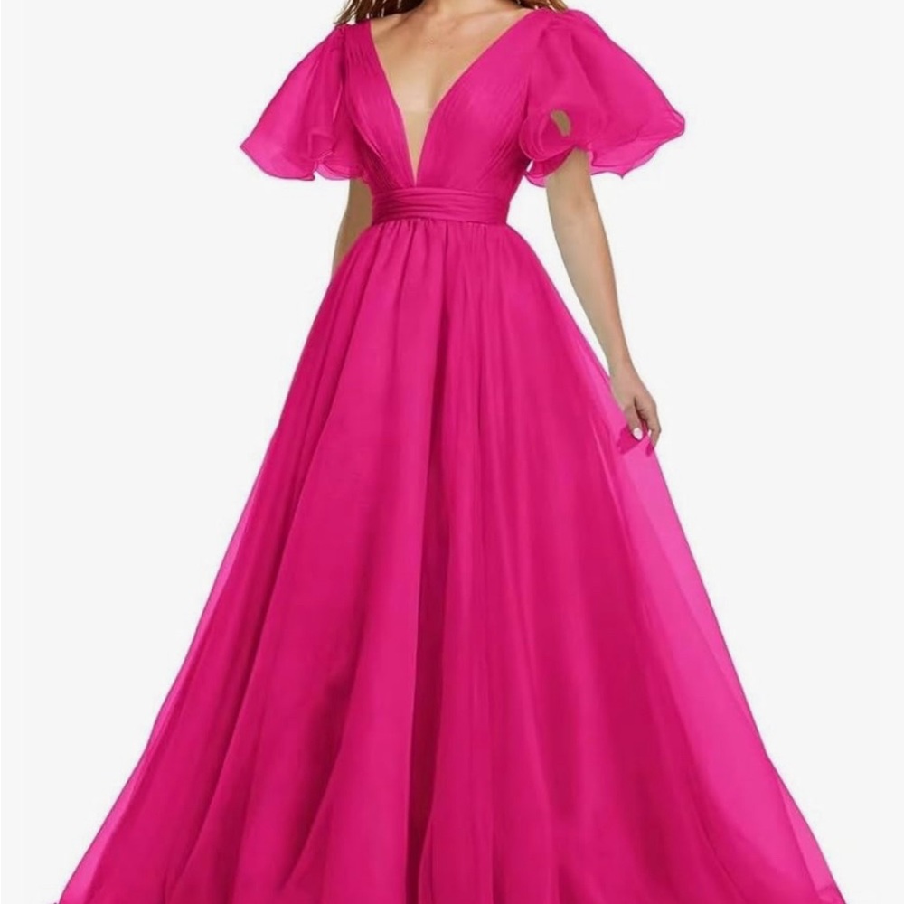 NEW Fuchsia organza ballgown. Perfect for pageants, prom or homecoming.